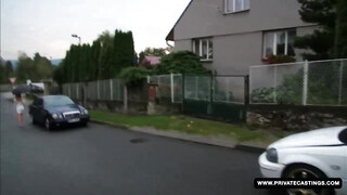 Angel Piaff a gyönyörű fiatal spiné