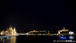 BlackedRaw - Little Caprice barna hapsival kúrel