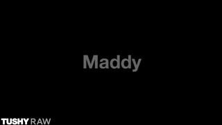 TUSHYRAW - Maddy May popója jól megdöngetve
