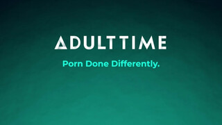 ADULT TIME - méretes cickós világos szőke méretes keblű barnával ollózik és dug