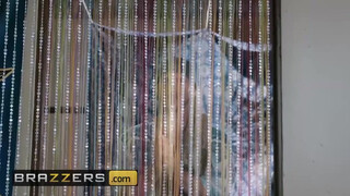 Brazzers - Karma Rx a hippi manussal kúr