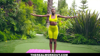 TeamSkeet - fitness fekete spiné szexelni akar