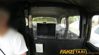 FakeTaxi - Nicola Kiss kúr a taxissal