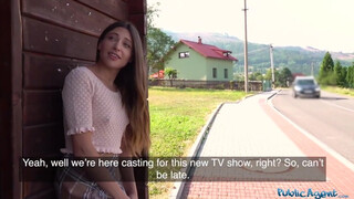 Public Agent - Talia Mint a buszmegállóban szexel