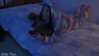 Gamer kolumbiai kisasszony hátsó bejáratba baszva