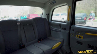 Fake Taxi - Francia escortos nőci megdöngetve