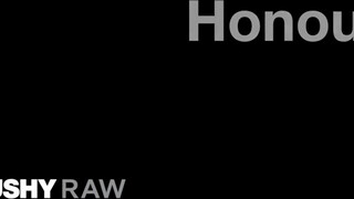 TUSHYRAW - Honour méretes seggébe betolják a pélót