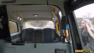 Fake Taxi - Micky Muffin popóba kefélve
