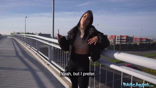 Public Agent - Megan Fiore a izgató latina nőci