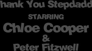 Chloe Cooper a hatalmas tőgyes asszony - MyPervyFamily