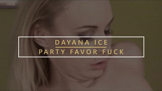 Dayana Ice muffja megdöngetve