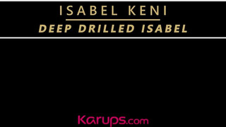 Isabel Keni bekúrva hatalmas dákóval - Karups