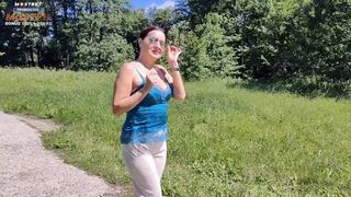 Krapekom dögös anyja elcsábított egy kemény, hosszú baszásra